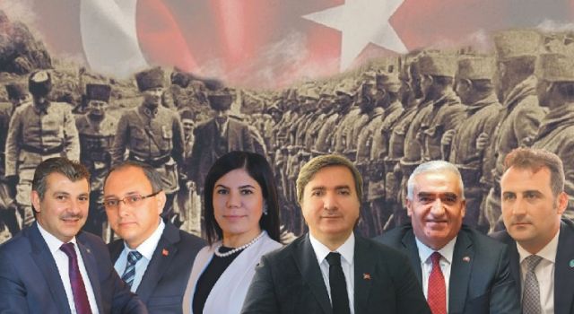 Büyük Zaferi mesajlarla kutladılar!