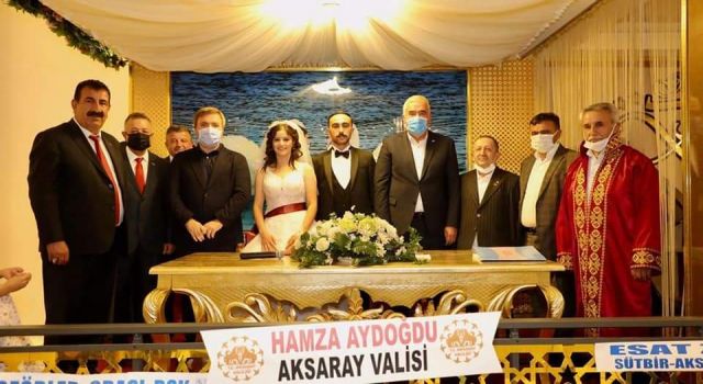 Aktürk ve Oltulu Ailelerinin mutlu günü