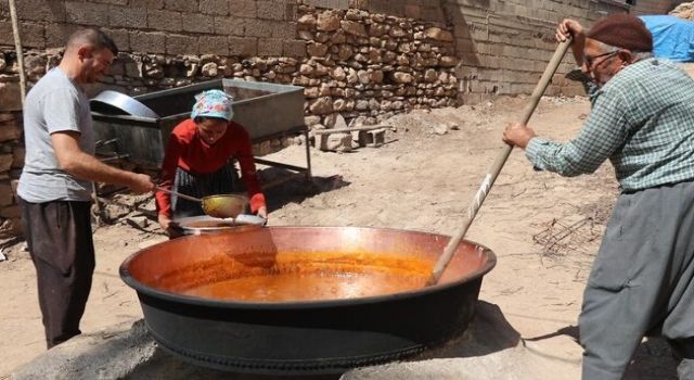 Tatlı Tarhana Mesaisi Başladı