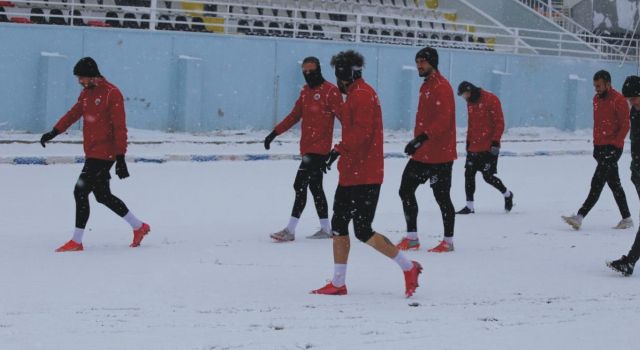 TFF 3. Lig 2. Grup'ta 22. Hafta Maçları Ertelendi