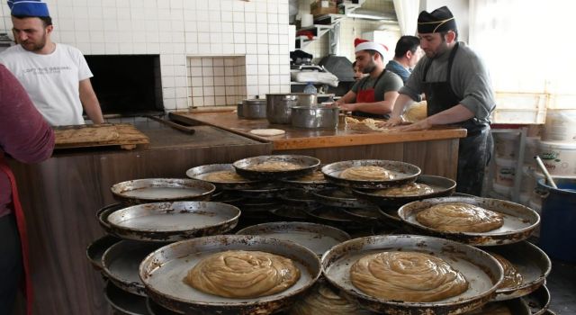 Tescilli Aksaray Tahinlisi Gurbet Yolunda