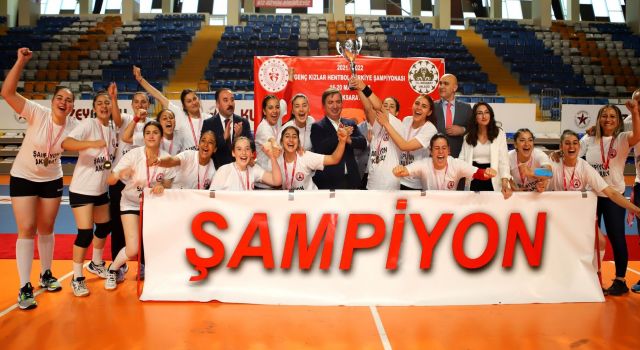 Aksaray’ın Kızları Türkiye Şampiyonu Oldu