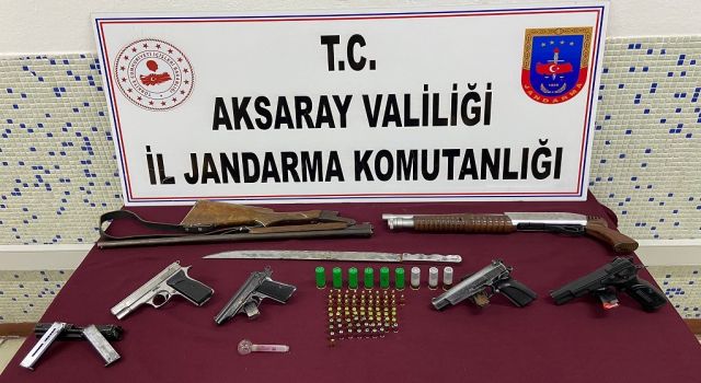 İşyeri Kontrolünde Ele Geçirilenler Jandarmayı Şaşırttı