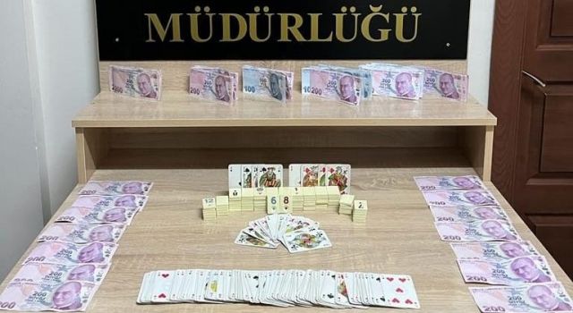 Kumar Oynayan 28 Kişiye 50 Bin 954 Lira Para Cezası