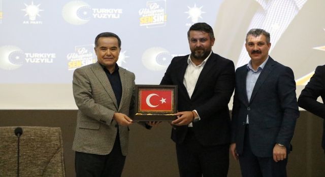 Ak Parti Teşkilatı “Türkiye Yüzyılı” Eğitiminde