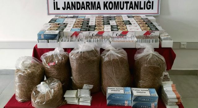 İki Kişi Kaçak Tütün Ve Mamulleriyle Birlikte Yakalandı