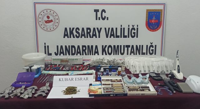 Jandarma Ruhsatsız Diş Kliniği İşleten Şahıs Uyuşturucudan Gözaltına Alındı