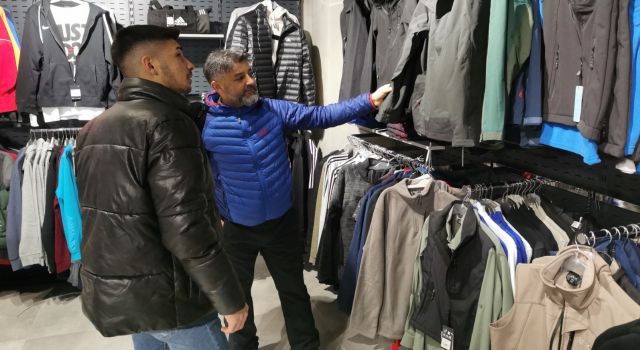 Giyim Mağazalarında Kış Sezonu Hareketliliği Başladı