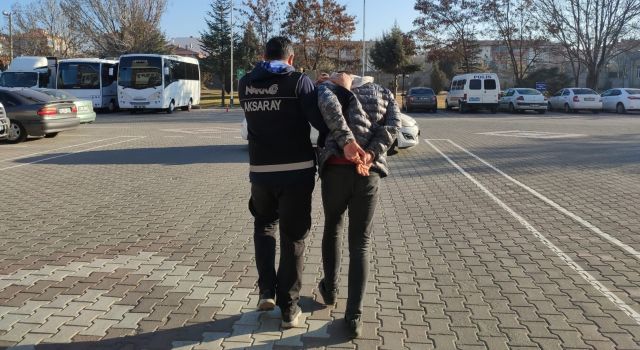 Polis Eliyle Koymuş Gibi Buldu