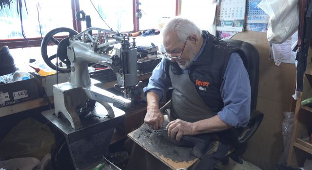 60 Yıldır Ayakkabı Tamiri İle Geçen Emek Dolu Hayat