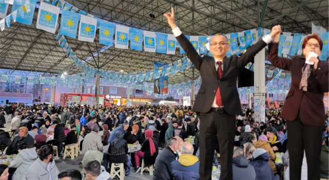 İYİ Parti'den Aksaray Tarihinin En Kalabalık Halk İftarı