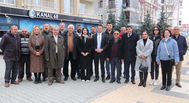 Son Virajda, CHP’li Belediye Başkan Adayı Demir'e Destek Artıyor