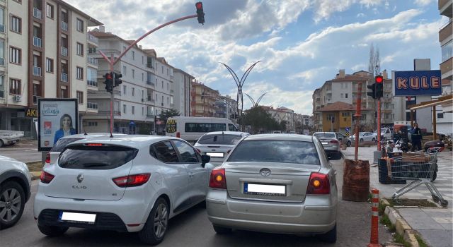 Trafik Işıklarının Renkleri Değişebilir! İşte Gelecek Yeni Renk