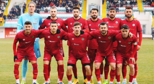 Umutlar İkinci Yarıya Kaldı! Kastamonuspor 1-0 Aksarayspor