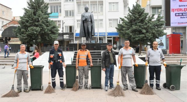 Bu Deney Çok Konuşulur! Aksaray Belediyesi, 1 Mayıs'a Efsane Deneyle Dikkat Çekti