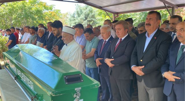 Başkan Aktürk’ün Oğlu Murat Can Aktürk, Gözyaşlarıyla Uğurlandı