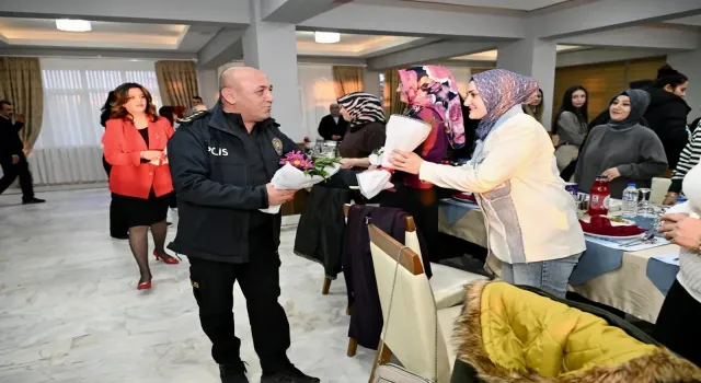 Emniyet’ten Kadınlar Günü’ne özel iftar
