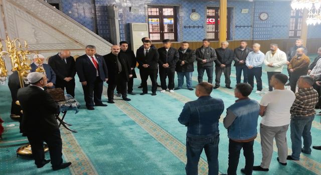 HÜKÜMLÜLER SAKAL-I ŞERİF'İ ZİYARET ETTİ