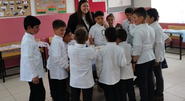 ADD’DEN KÖY OKULUNA 23 NİSAN SÜRPRİZİ