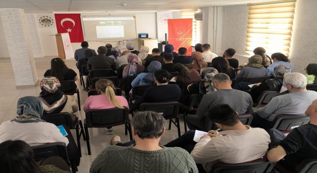 Şiddete karşı önleyici sosyal hizmet anlayışı ele alındı