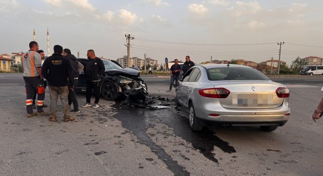 3 Araçlı Trafik Kazası: 4 Yaralı