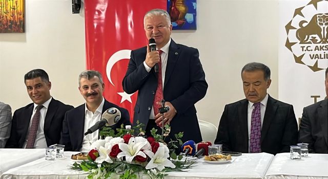Aksaray protokolü bayramlaştı: Birlik ve beraberliğimizi her daim korumalıyız