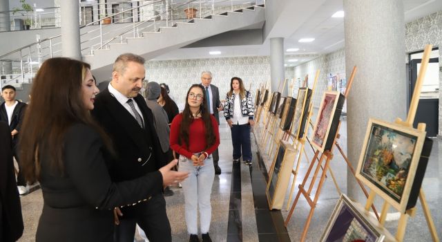 ASÜ Bahar Şenlikleri'nde geleneksel sanatlar sergilendi