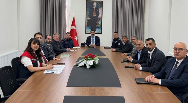 Sultanhanı'nda kurumlar, tarım işçileri için buluştu