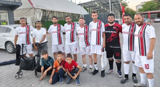 Ağaçören Milli Eğitim Futbol takımı zirveye koşuyor
