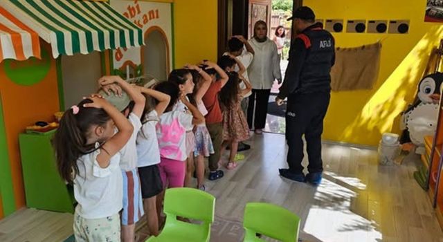 Miniklere AFAD'dan afet eğitimi