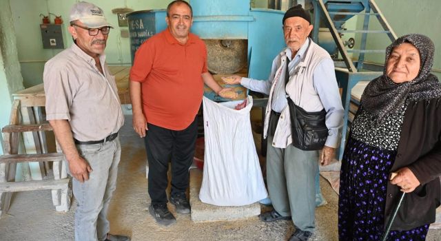 Başkan Koçak Helvadere'de üreticilerle buluştu