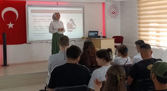 Evlenecek çiftlere evlilik öncesi eğitim desteği