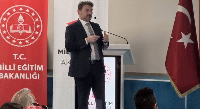 Mustafa Canlı öğretmenlik mesleğinin geleceğini anlattı