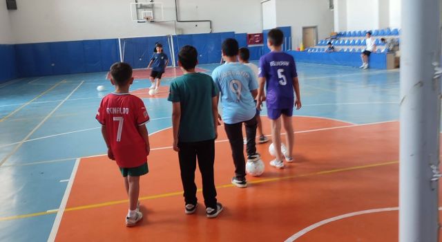 Ağaçören’de çocuklar futbol kursunda buluştu