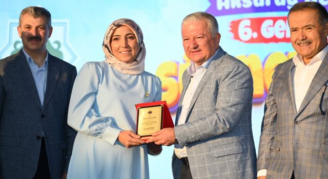 Aksaray’da 1000 çocuğun sünnet sevinci şölenle kutlandı