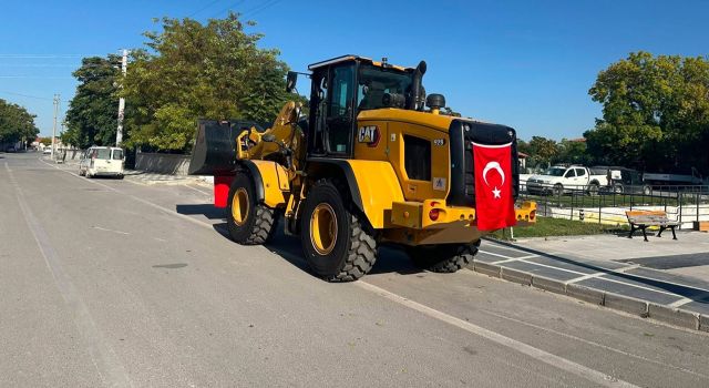Eskil Belediyesi araç filosuna yeni iş makinesi kazandırdı