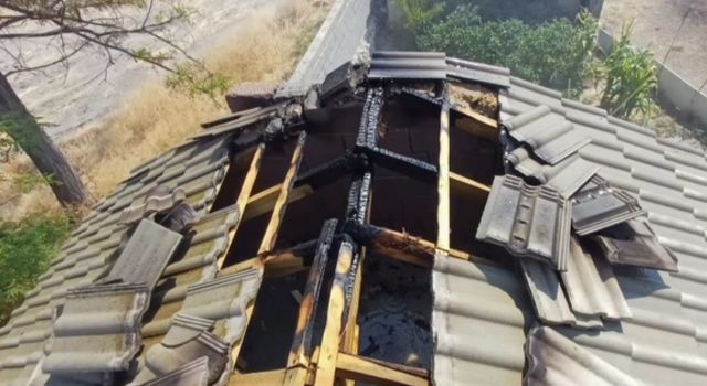 Eskil’de ekmek ocağının çatısı alevlere teslim oldu
