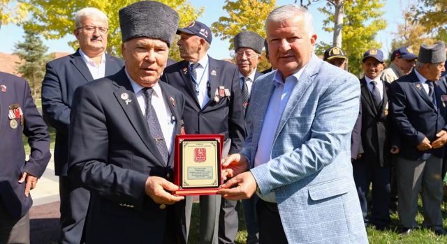 Kıbrıs Barış Harekâtı’nın 52. yılında gazilerle buluşma