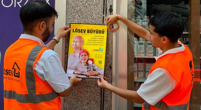 LÖSEV gençliği Aksaray’da esnafla buluştu
