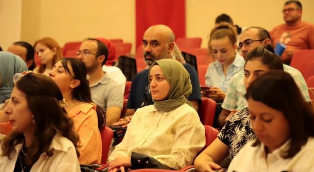 Yurt personeline gelişim eğitimi verildi