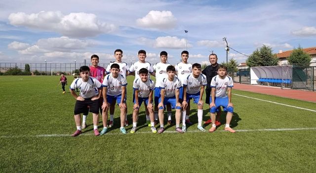 Ortaköy Spor’da geleceğin futbolcuları yetişiyor