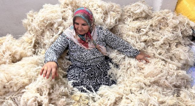 Yünün son ustaları: 45 yıldır birlikte çalışıyorlar