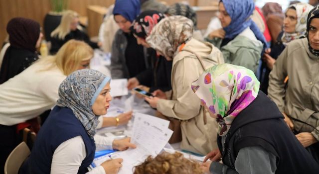 Akademi AKMEK 150 kursla kapılarını açtı