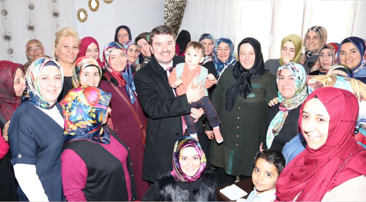 “Gönülden Çalışıp Gönüllere Giriyorlar”