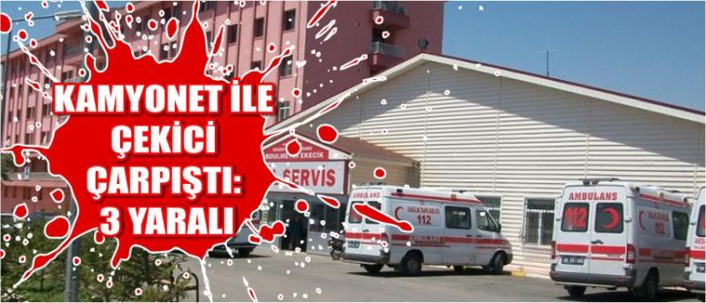 Kamyonet İle Çekici Çarpıştı: 3 Yaralı