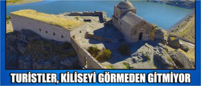 Turistler, Kiliseyi Görmeden Gitmiyor