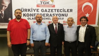 Gazeteciler “Gazetecilik Meslek Yasası” istiyor