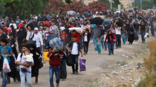 İdlib'de Artan Saldırılar Sonrası Türkiye'ye Yönelik Yeni Bir Göç Dalgası İhtimali Tansiyonu Yükseltti
