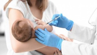 Sağlık Ocaklarında Bebeklere Yanlışlıkla Covid-19 Aşısı Yapıldı