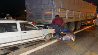 Tır’a Arkadan Çarpan Sürücü Yaralandı